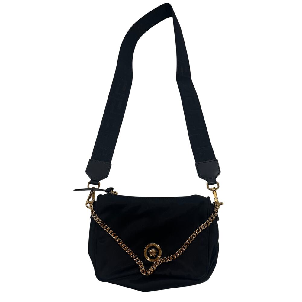 15-93 VERSACE La Medusa Hobo Bag Black 6"Hx7"W